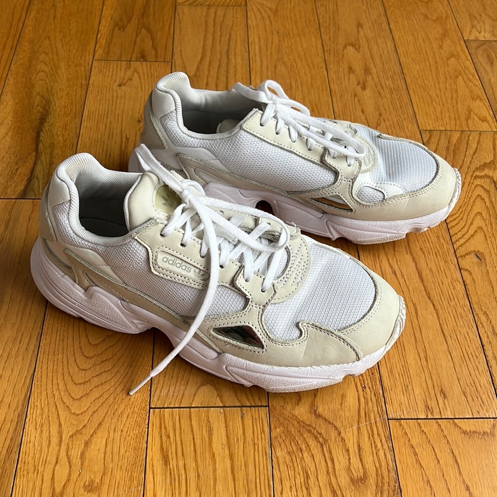 Adidas women’s Falcon low-top sneakers. Size 8